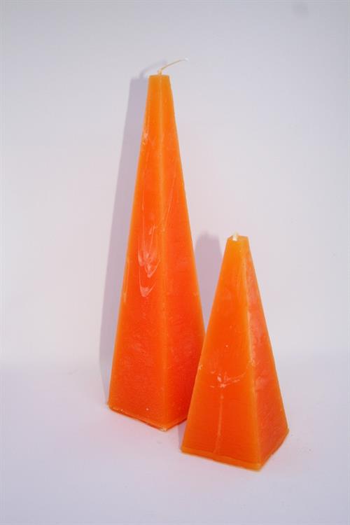 Pyramidelys Orange 25cm